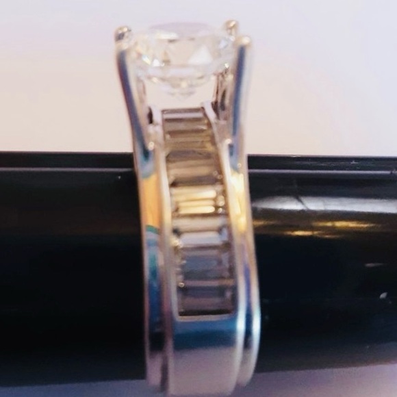 Signity Star Diamond and Baguette Sterling Ring By Michael Valitutti - Picture 4 of 14